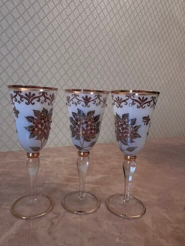 sud qabı: Qədəhlər, rəng - Ağ, Şüşə — 1