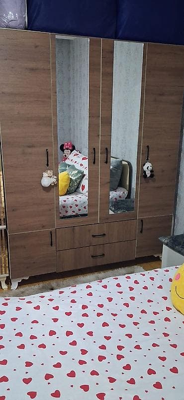 ev stolu: Təzədir — 2