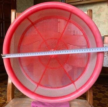 20 cent kaç manat: 1. Dəmir aşsüzən, işlənmiş, diametri 35sm. Qiymət 10m. 2. Plastmas — 3