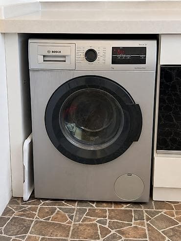 BOSCH 7 kq 3 ilin masinidir Evden satilir temirde olmayib. Qiymet 330