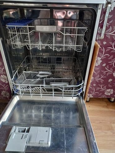 çay evi avadanlıq: Qabyuyan maşın LG, Tam qabaritli (60 sm.), Ayrıca dayanan — 2