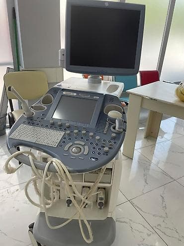 Tibbi avadanlıq: GE Voluson E8 ultrasəs diaqnostika sistemi - İstehsalçı/model: GE — 3