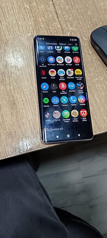 ps4 oyun disk: Poco X7, rəng - Gümüşü — 2