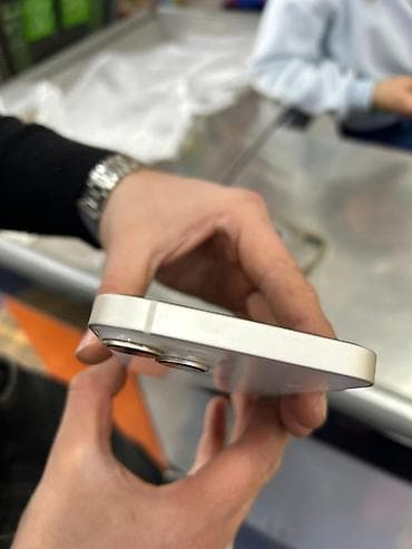 iphone 12 qiyməti: IPhone 14, Ağ — 3