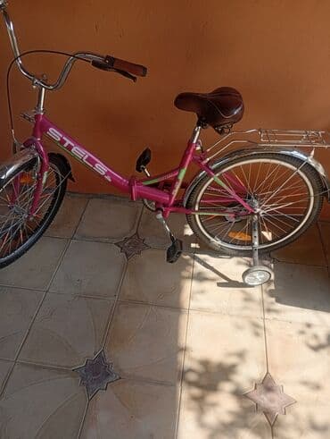 руль для велосипеда: Uşaqlar üçün çəhrayı rəngdə Stels markalı velosiped. Bu model gənc — 2