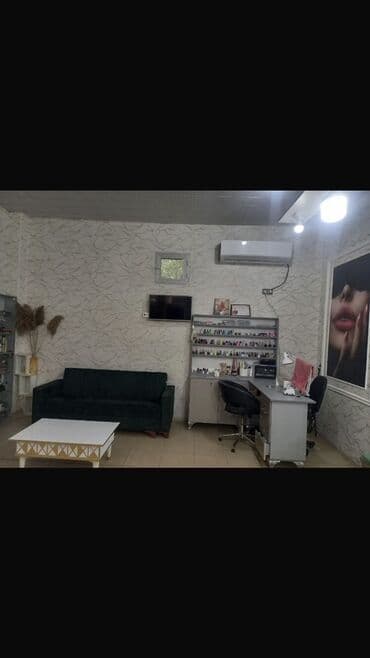 en ucuz laminat: Manikür salonu üçün tam təchizatlı otaq, müştərilər üçün rahat — 1