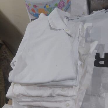 hamile geyim: 5 ədəd oğlan üçün 2 ədəd qız üçün.Hamısı bir yerdə 10 manat.Ağ rəngdə — 2