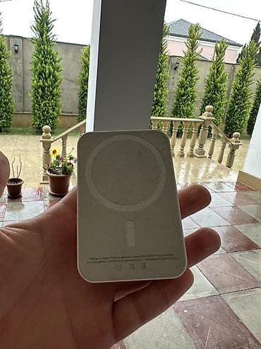 okul çantaları: Powerbank Apple — 1