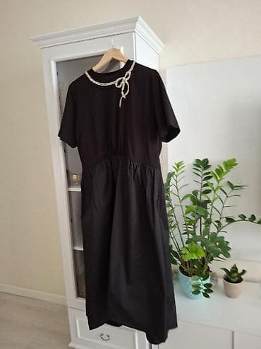 Qara rəngdə zərif don - Dizayn: yarı-bel tikişli, yuxarı hissəsi lalafo.az -da Qara rəngdə zərif don - Dizayn: yarı-bel tikişli, yuxarı hissəsi