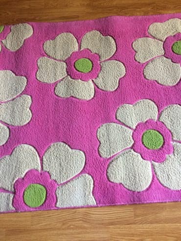 islenmis xalca aliram: Xalça — 2