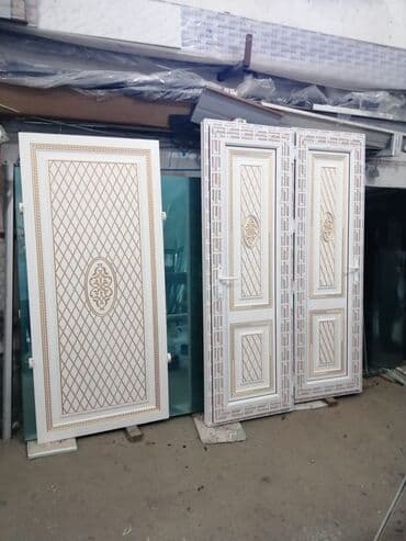 islenmis plastik qapi pencere: Plastik Naxışlı Hamam Qapıları 350 man Plastik aluminium qapı — 3