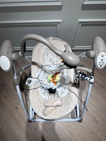 Uşaq üçün elektrikli yelləncək-kreslo - Rəng: bej/krem və boz