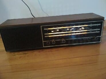 Priyomnik (Radioqəbul edici) Satılır. Heç bir problemi yoxdur. 100