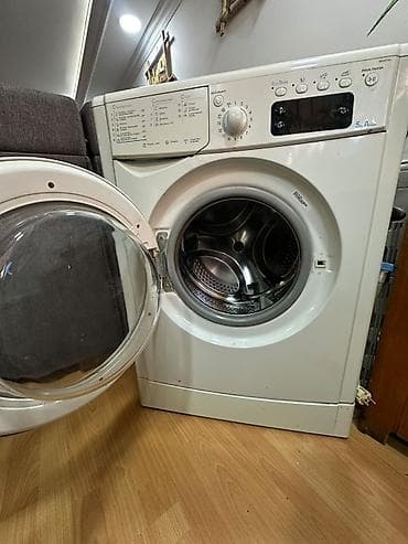 Elektronika: Paltaryuyan maşın Indesit, 5 kq, İşlənmiş, Avtomat, Qurutma var, Kredit yoxdur, Ünvandan götürmə, Ödənişli çatdırılma — 2