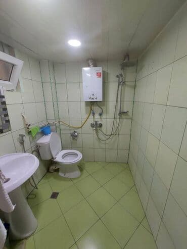 1 otaqlı kohnə tikili: Bakı, 2 otaqlı, Köhnə tikili, m. Qara Qarayev, 45 kv. m — 6