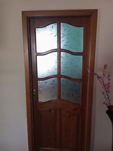 3 əded Taxta çərçivəli şüşəli interyer qapısı - Material: təbii ağac