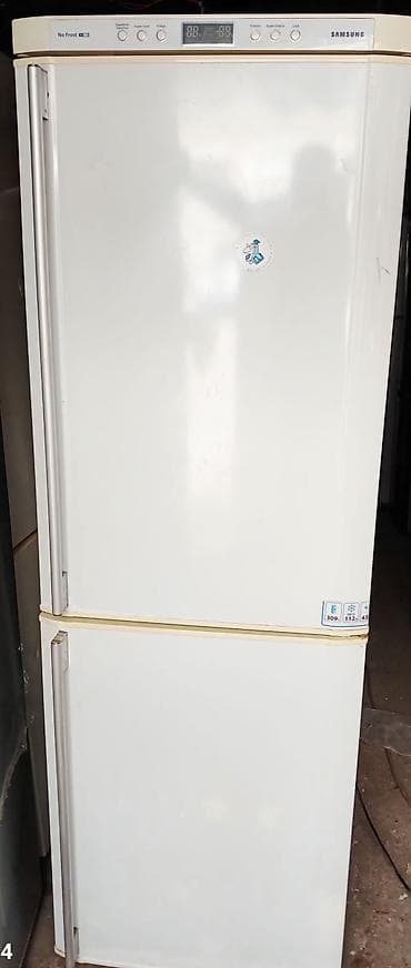 İşlənmiş 2 qapılı Samsung Soyuducu Satılır, rəng - Qara, Təkərli lalafo.az -da İşlənmiş 2 qapılı Samsung Soyuducu Satılır, rəng - Qara, Təkərli