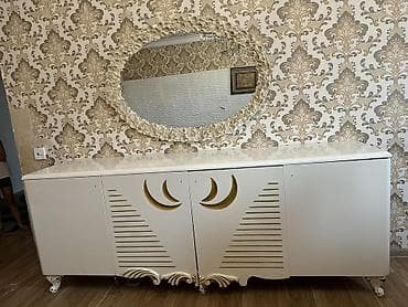 zerin mebel: Qonaq otaqı testi satılır.Tv altlığıda var,kamod güzgülü,2 qaplı — 1