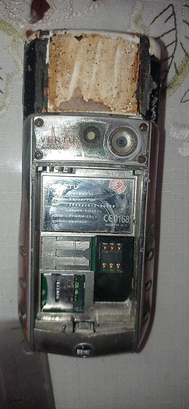 Elektronika: Klassik düyməli mobil telefon – Vertu tərzində metal gövdə — 2