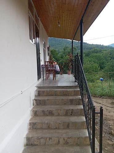 Daşınmaz əmlak: 3 otaqlı, 100 kv. m, Orta təmir — 1