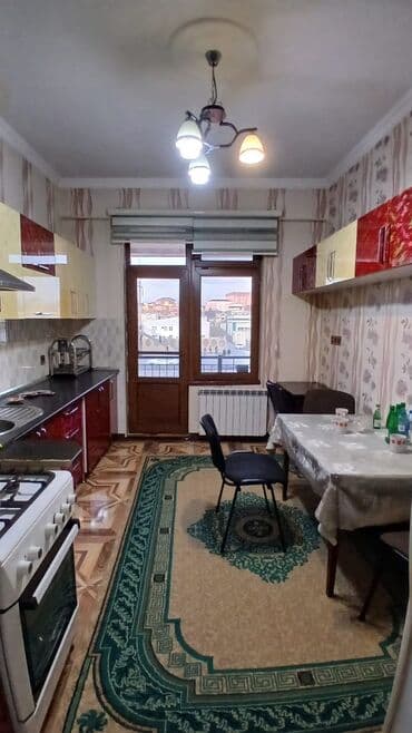 3 otaqli menziller: Salam şəxsi öz evmzdi kirayə verirk bazar storun yandl Sumqayıt olunsa — 3