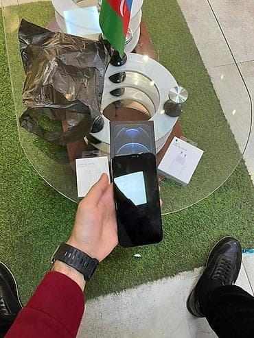 iphone kreditle: IPhone 12 Pro, Face ID — 6