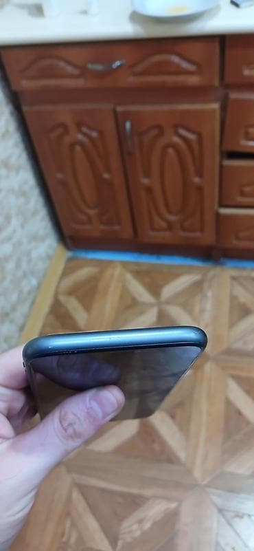 barter ayfon: IPhone 11, 128 GB, Qara, Face ID — 5