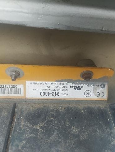 mini avtomobil: Elektrik qolf karı – 2+2 yerlik, ağ rəng Xüsusiyyətlər: - Elektrik — 1