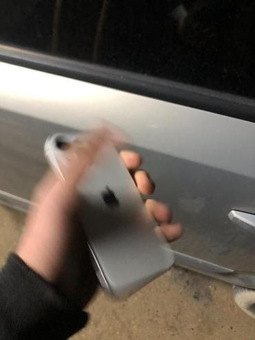 gencede telefon: IPhone 13 mini, Ağ, Face ID — 2