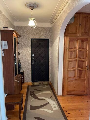 makler gence: Bakı, 3 otaqlı, Köhnə tikili, 75 kv. m — 15