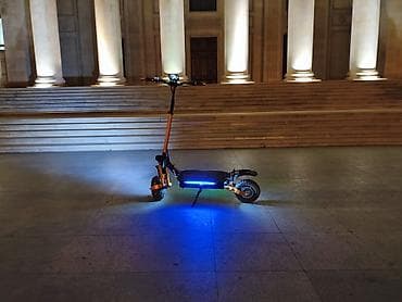 elektro gitara: İşlənmiş Elektrik samokat 11", > 1000 Vt, > 45 km/s, Ünvandan götürmə — 8