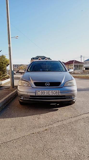 Opel Astra: 1.6 l | 2005 il 320000 km Sedan