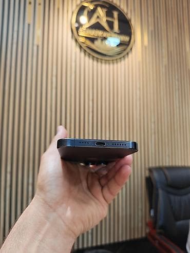 iphone 5 's: IPhone 15 Pro Max, 256 GB, Blue Titanium, Zəmanət, Simsiz şarj, Face ID — 7