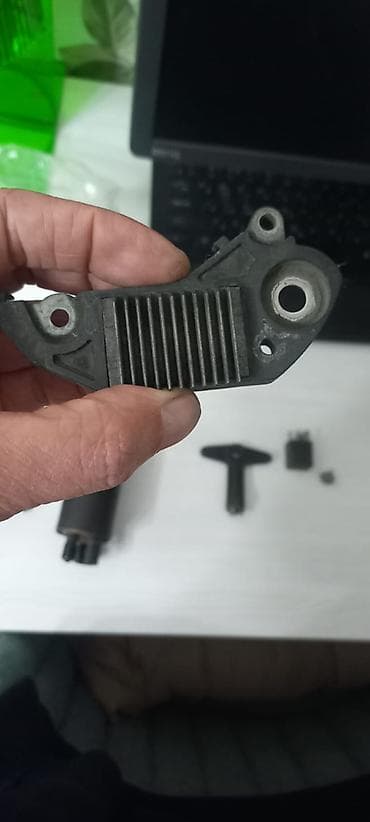 daewoo islenmis ehtiyat hisseleri: Продаю запчасти от Опель Вектра Б все в рабочем состоянии бензонасос — 3