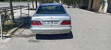 275 45 20: Mercedes-Benz E 240: 2.4 l | 1999 il Sedan — 6