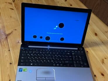 •	Prosessor: Intel Core i5-4200M 	•	RAM: 4 GB 	•	Disk: 500 GB HDD