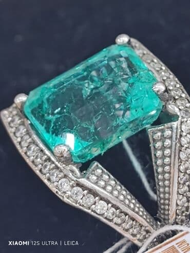 italyan qizili: Dəstə daxildir: Üzük, Kulon, Ağ qızıl, 585 Əyar, 13 g — 6