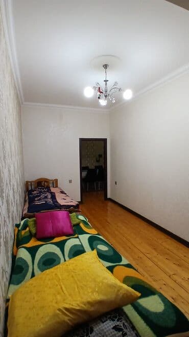 3 otaqli menziller: Salam şəxsi öz evmzdi kirayə verirk bazar storun yandl Sumqayıt olunsa — 5