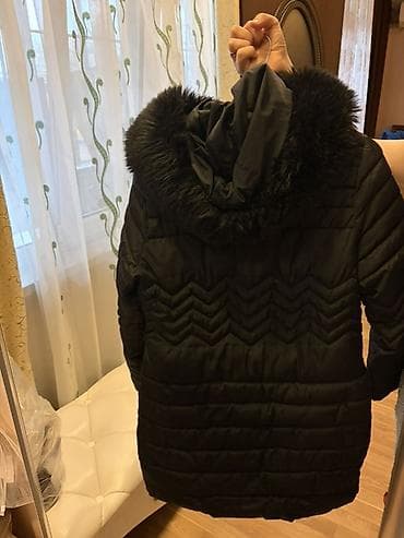 Paltolar: Qadın qış palto-kurtka - Rəng: qara - Model: dizdən yuxarı uzunluqda — 2