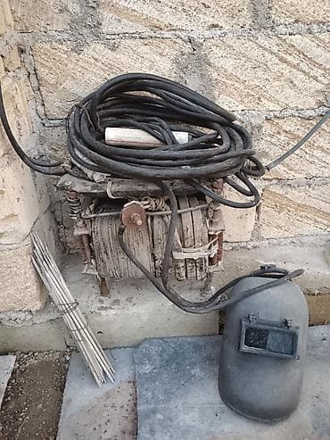 elektrik mişarlar: Məhsul: Köhnə tip transformatorlu qaynaq aparatı dəsti Tərkibi: - — 1
