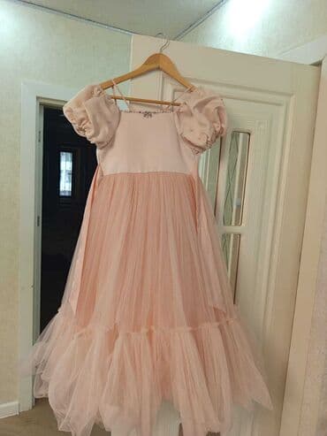 qızlar üçün bal paltarı: Don, Ziyafət, 6 - 7 yaş, C&A — 2