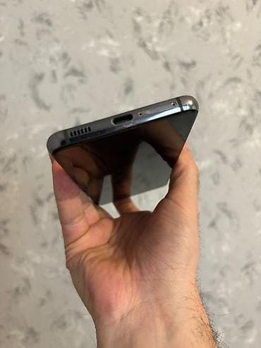 ucuz tel: Samsung Galaxy S21, 128 GB, rəng - Boz, Barmaq izi — 6