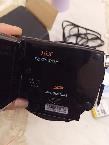 Sony rəqəmsal videokamera Xüsusiyyətlər: - 16 MP foto çəkmə imkanı - — 6