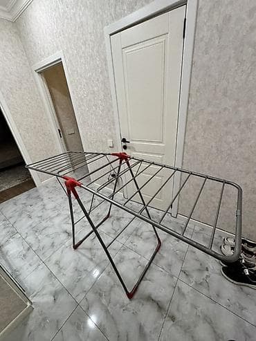 hamam tusu: 1 dənı yerinde qırıqı var ona görə ucuz satılır .Paltarqurudan asma — 2