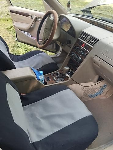 bmw e60 qiyməti: Mercedes-Benz 230: 2.3 l | 1999 il Sedan — 5