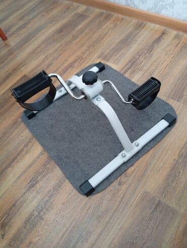 ayaq ustu saat: Mini pedal trenaşoru – evdə və ofisdə rahat məşq üçün. Xüsusiyyətlər — 1