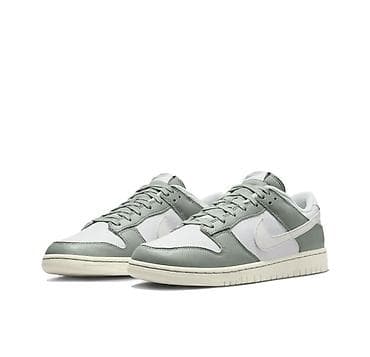 Ботинки: Məhsul: Krossovkalar (şəkillərdə bir neçə model) — 2