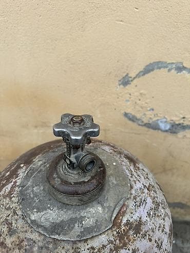 rezin pol: Məhsul: Metal qaz balonu Təsvir: - Klassik silindrik metal gövdə — 3