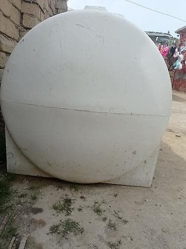 tom gul qabı: Bak, Plastik, 3000 l l — 3