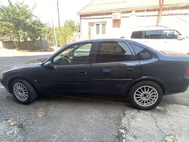 opel vectra b suret qutusu: Opel Vectra: 1.8 l | 1997 il 27000 km Sedan — 6